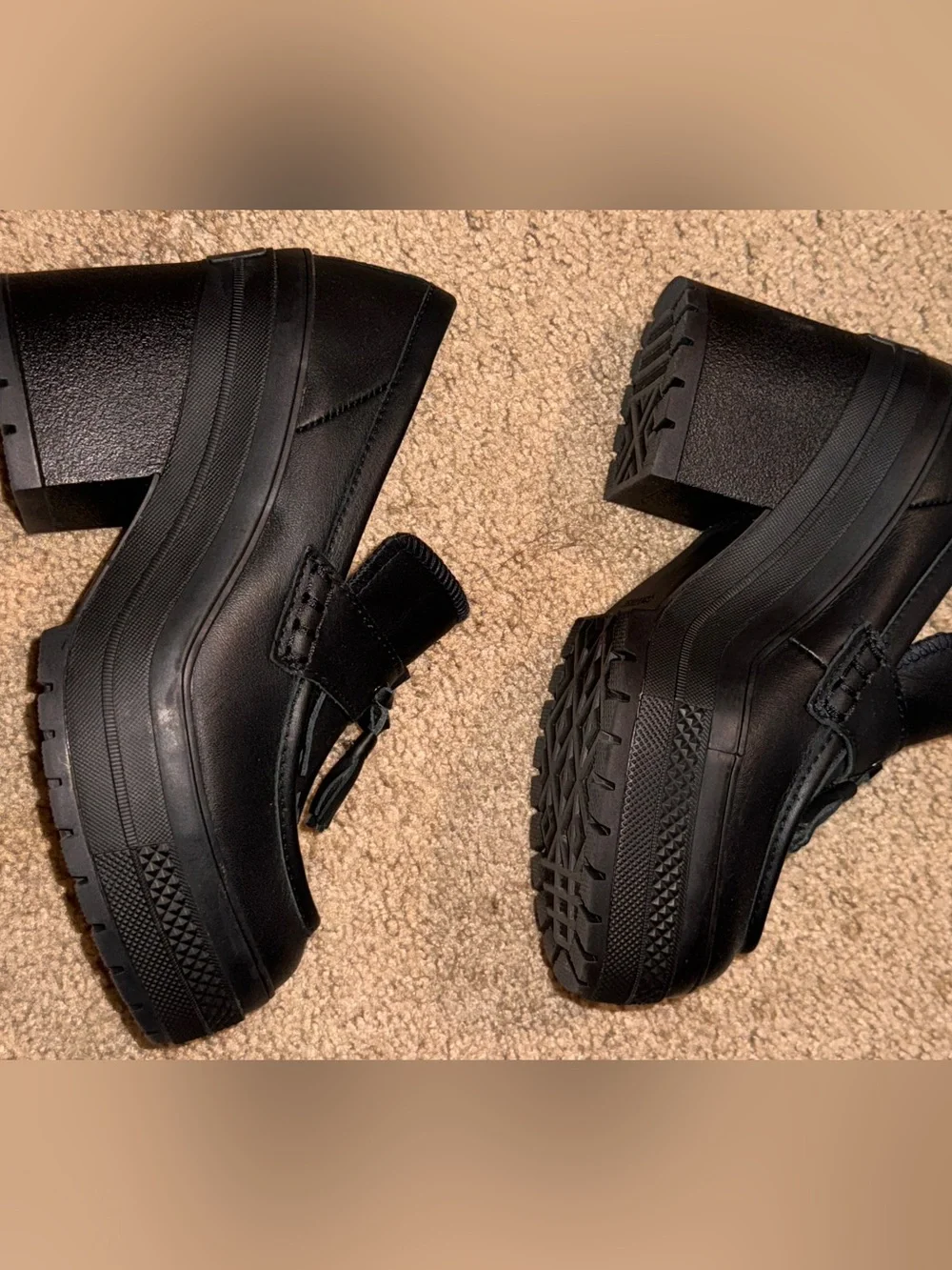 N/A converse chuck